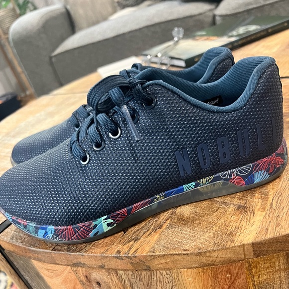 Nobull Oasis Navy women’s trainers, size 7.5 - Picture 1 of 5